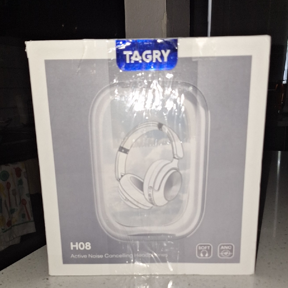 NWT TAGRY H08 Noise Cancelling Headphones